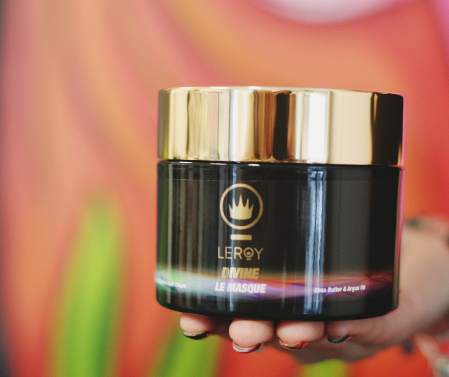 Divine le masque